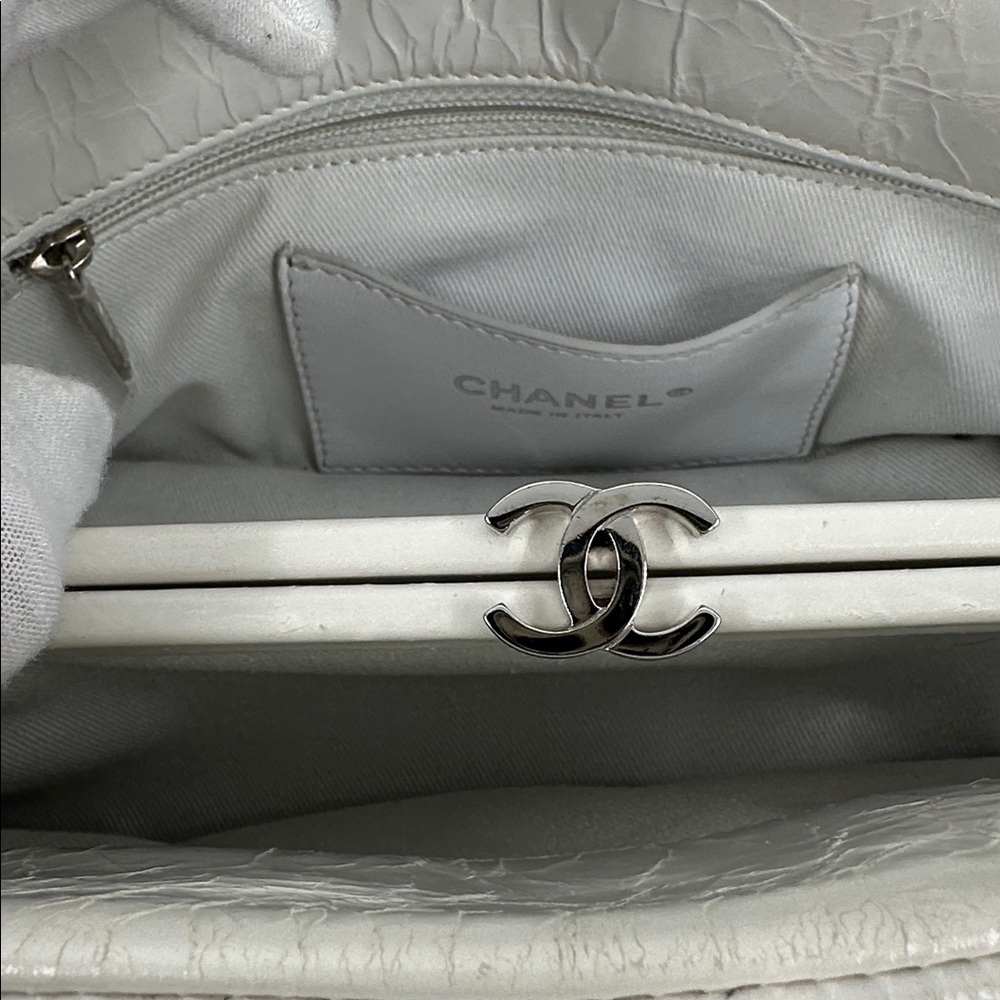 Authenticated CHANEL Mademoiselle Shoulder Chain Bag- White/Silver - Picture 9 of 17